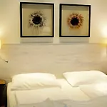 Bergland Hotel - Adults Only Hotell